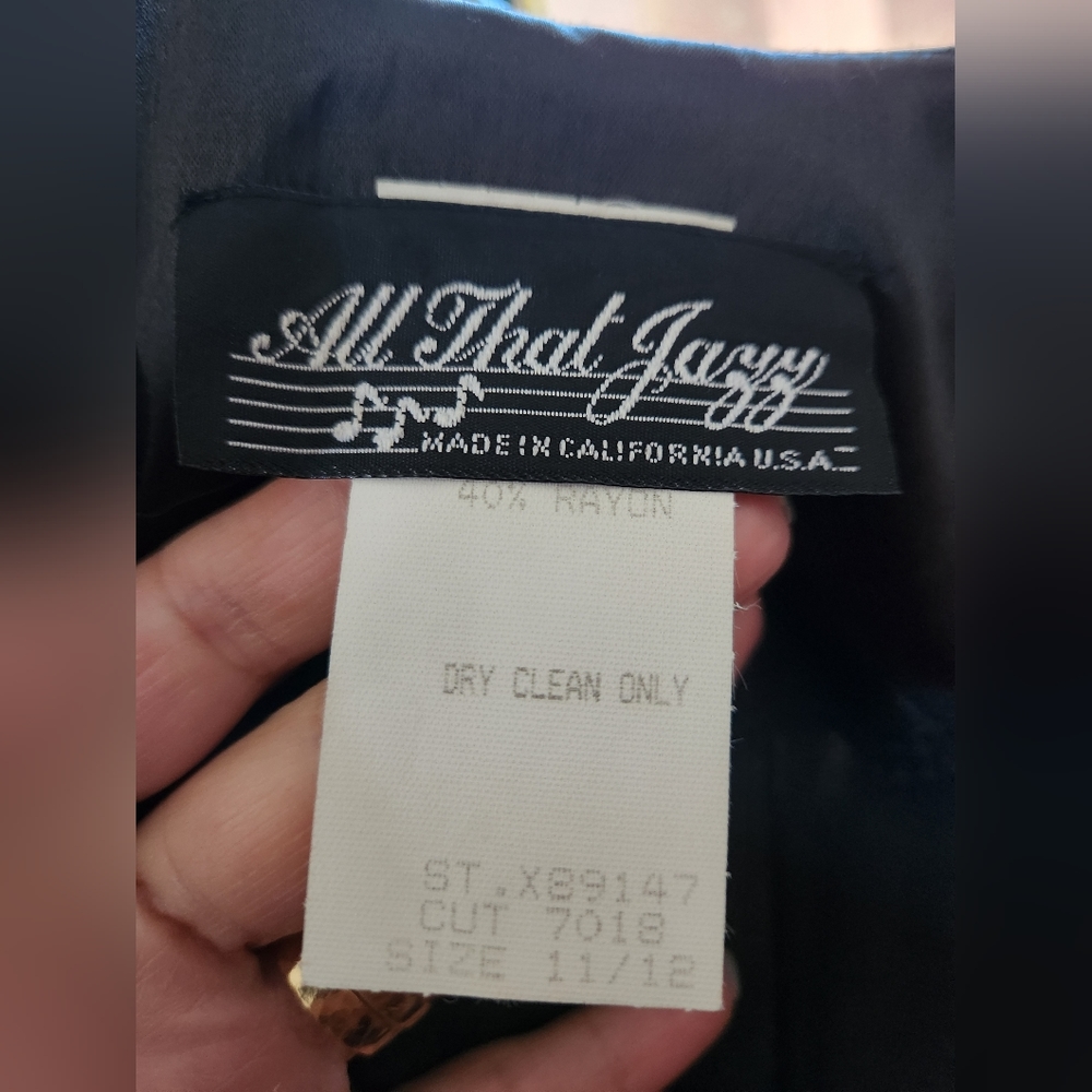Dress - Picture 9 of 10